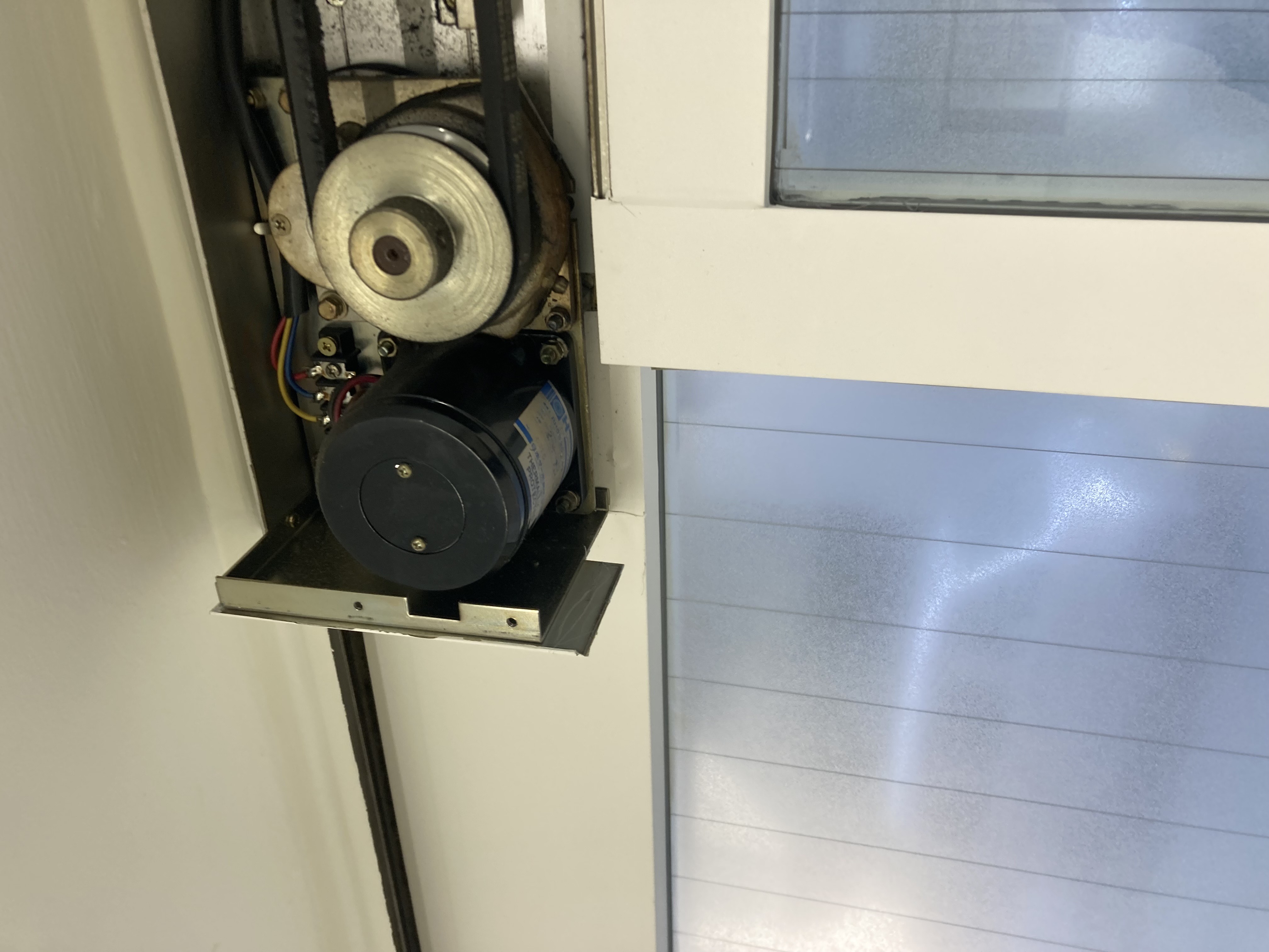 H.O の自動ドア施工事例